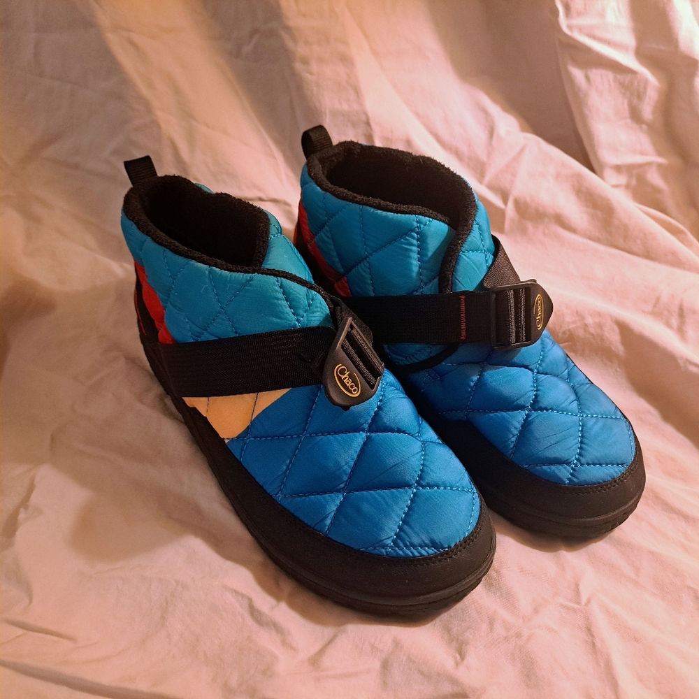 Chaco Puff NWOT Ankle Boots Womens Size 10.5